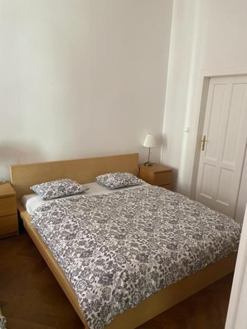 Large 3 Bedroom Family Apartment Close To The River Prag Exteriör bild